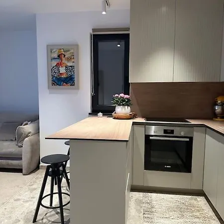 Apartment M&k *